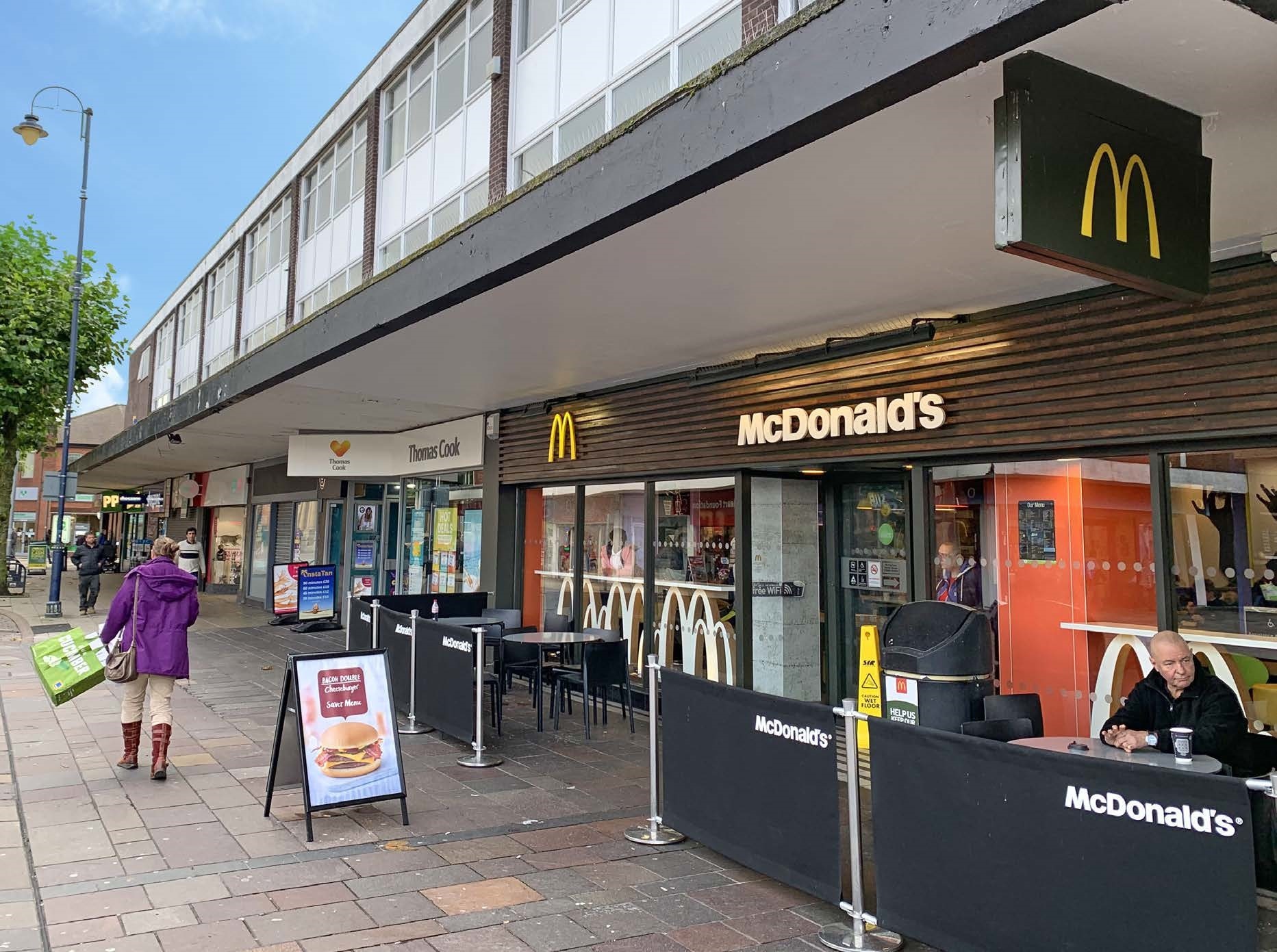 Mixed Parade (8 shops & 2 offices), AshtonunderLyne > Prideview Group